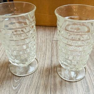 Vintage clear Textured Drinkware for Dining 
Set of 2 glasses